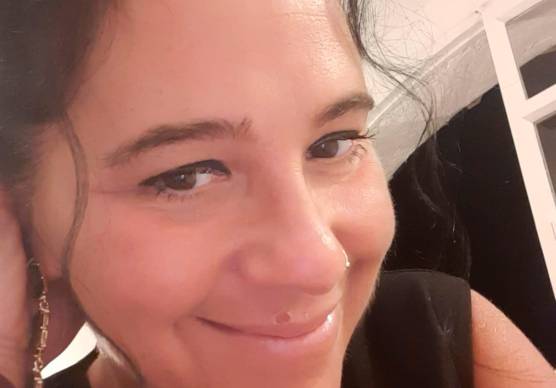 Cattolica, dal lavoro in banca alla poesia. La vita in rima di Manuela Toma dopo un incidente