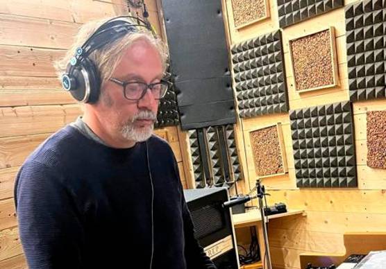 Londra, muore a 52 anni il riminese Sam Gambarini, musicista cultore dell’organo Hammond