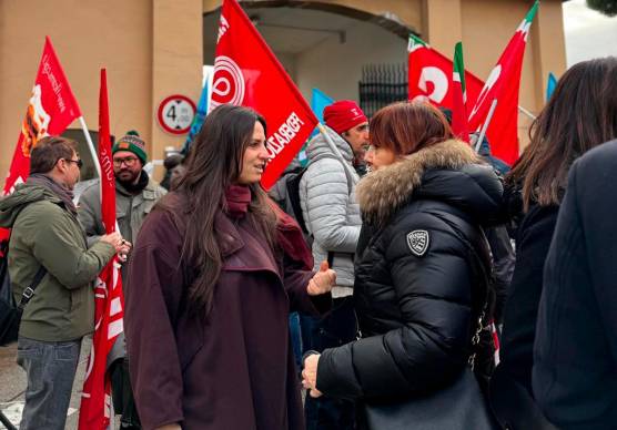 La consigliera regionale Alice Parma oggi al presidio