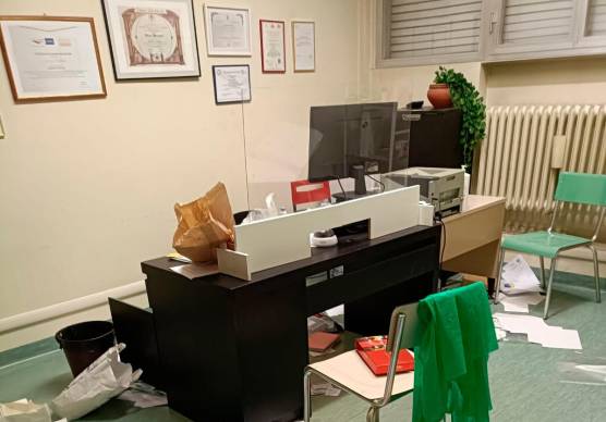 Uno studio medico visitato dai ladri