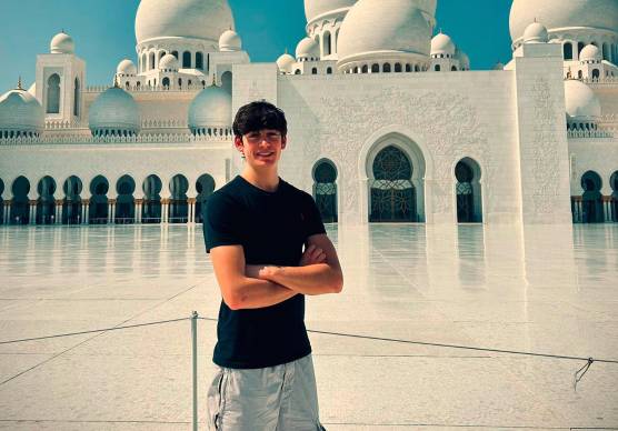 Federico De Iulio, uno degli studenti riminesi bloccati a Dubai