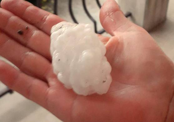 Minime tra 27 e 28 gradi, poi grandine come monete: conta dei danni nei campi