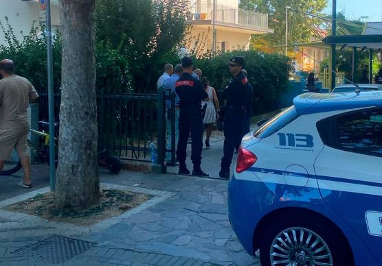 Igea Marina, sgombero all’Hotel Sidney