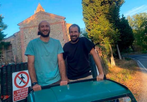 I due giovani che hanno fatto una proposta alternativa