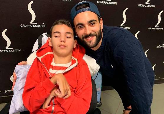 Rimini. Michele affetto da una rara malattia. La madre: “Ha diritto a una vita dignitosa”