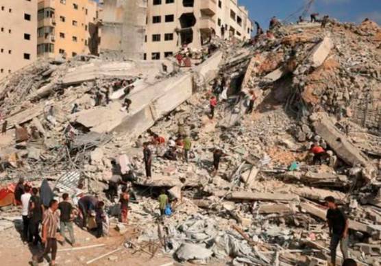 La foto postata dal sindaco Sadegholvaad sui suoi canali social
