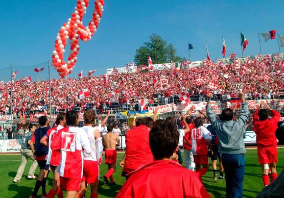 Rimini, “La Festa degli Eroi”: il 15 maggio la festa per il ventennale della terza promozione in B dei biancorossi