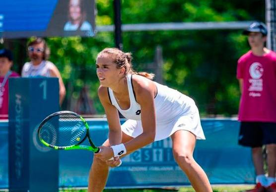 Tennis, prima vittoria per Lucia Bronzetti a Wimbledon