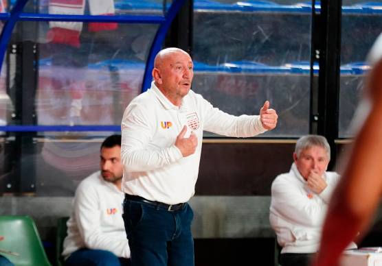 L’allenatore imolese Luca Dalmonte durante la partita contro Casoria foto MMPH