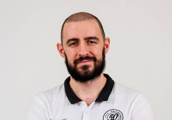 Il coach Francesco Nanni torna nella sua Forlì (foto Pallacanestro Trieste)