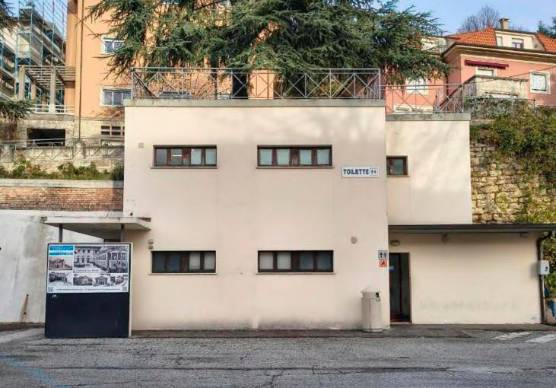 L’edificio in cui Rete ha fatto il sopralluogo