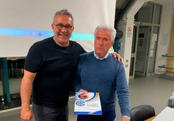 Il tecnico Alessandro Miramari insieme ad Antonelli dell’Aiac