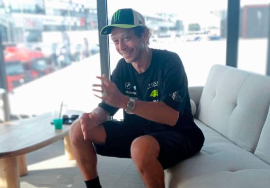 Valentino Rossi ieri a Misano Adriatico dove questa sera è in programma la prima manche del GT World Challenge