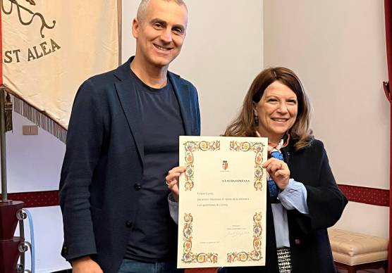 Il sindaco Jamil Sadegholvaad con Laura Fontana