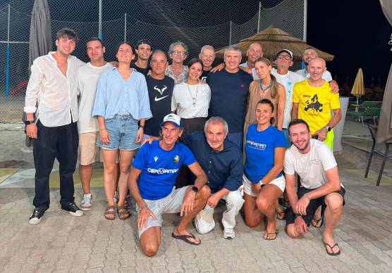 Il gruppo del progetto Cerviaman che ha organizzato la partita