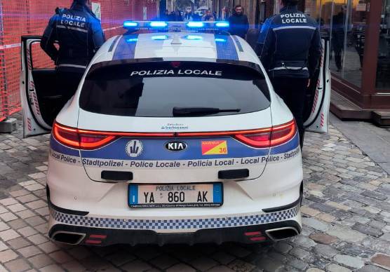Ravenna, cani antidroga per la polizia locale, il taser può attendere