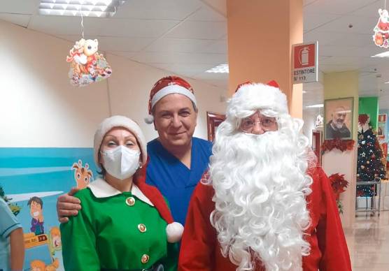 Forlì, il Babbo Natale Marchetti, diventa ...pasquale per i bambini malati