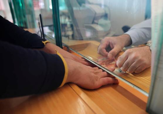 Cervia. Soldi spariti dal conto. A processo l’ex vice direttore