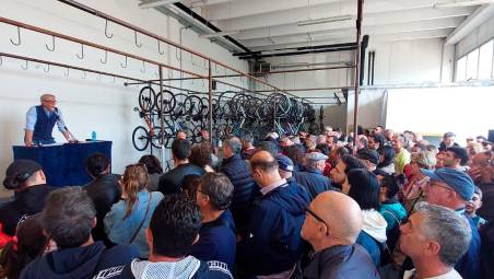Rimini, dalle bici da corsa ai droni giocattolo: torna l’asta degli oggetti smarriti