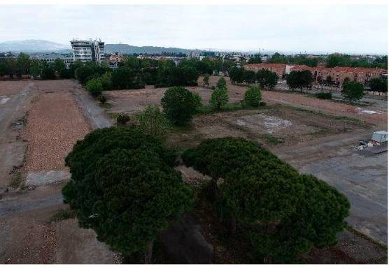 L’area della caserma Giulio Cesare dopo l’abbattimento degli immobili
