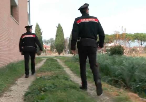 Il violentatore di San Mauro Pascoli con i pantaloni abbassati aveva molestato una 70enne: “Cosa fai? Potrei essere tua nonna”