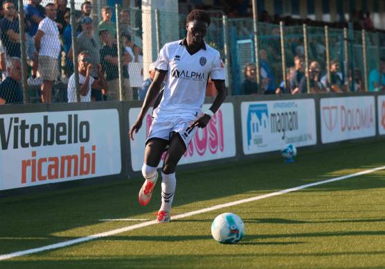 Papa Wade a segno al 76’