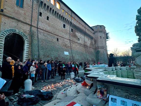 Cesena, in piazza per l’Iran contro il massacro