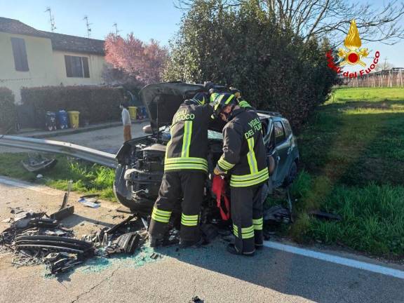 Forlì, incidente: scontro frontale, anche due bambini tra i quattro feriti all’ospedale