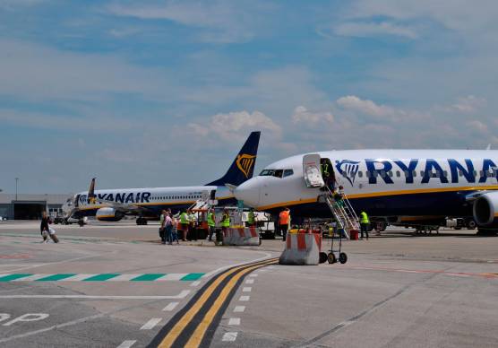 Ryanair annuncia: “Nuove rotte negli aeroporti di Rimini e Forlì”