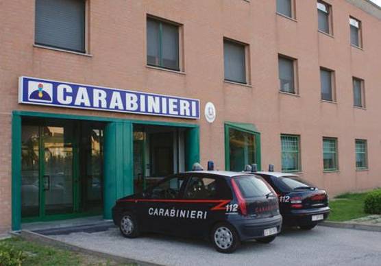 Ravenna, non si ferma all’alt dei carabinieri e fugge: clandestino arrestato ed espulso