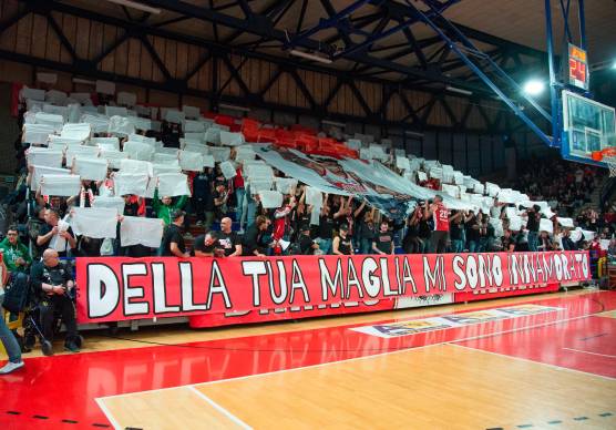 Anche questa sera è atteso un grandissimo colpo d’occhio all’interno del palasport Flaminio foto tommaso morosetti