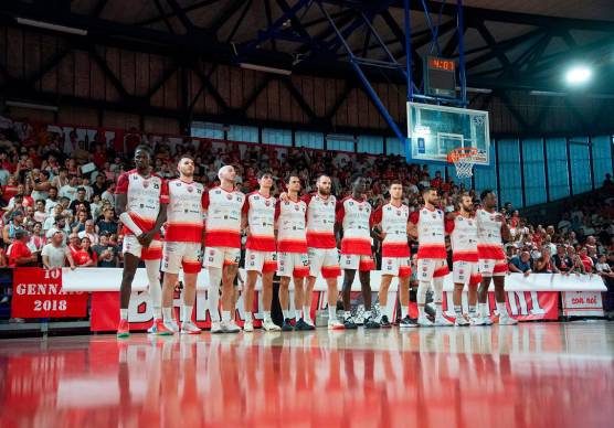 Finale promozione, RivieraBanca non riesce a sfatare il tabù: Cantù vince garauno al Flaminio (82-86). Martedì si gioca ancora a Rimini