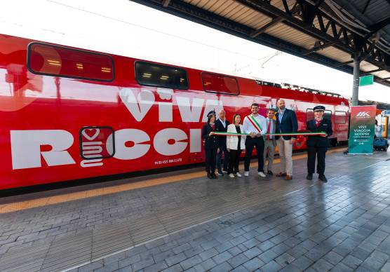 Ecco il treno Riccione: per due anni sarà l’ambasciatore della riviera VIDEO