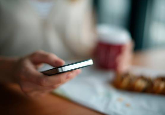 L’Ausl Romagna: “Continuano le truffe via sms”, ecco il numero a cui fare attenzione