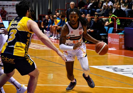 Demonte Harper è tra i primi trenta in almeno otto statistiche di A2