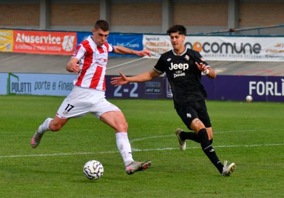 Michele Trombetta ha un problema alla caviglia ma farà di tutto per recuperare foto fabio blaco