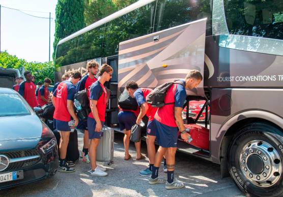 La squadra biancorossa alla partenza per Riolo Terme due settimane fa foto TOMMASO MOROSETTI