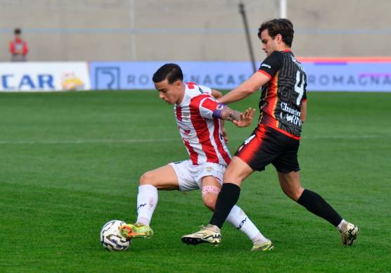 Nicola Farinelli in azione (foto FABIO BLACO)