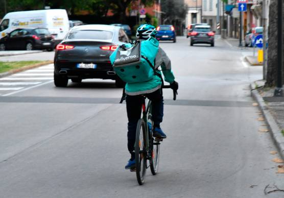 Rider al lavoro (Foto di repertorio)