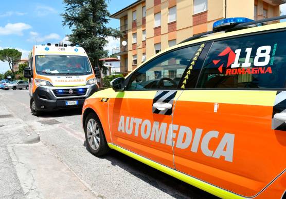 Meldola tragica caduta da tetto: muore 73enne