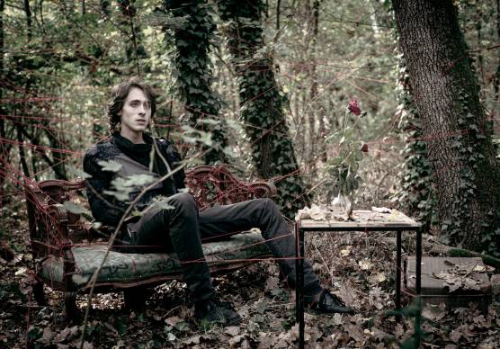 “Una di queste sere”: nuovo singolo e video per l’imolese Cardo, polistrumentista e produttore / VIDEO IN ANTEPRIMA