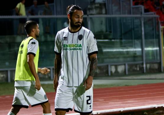 Il Cesena saluta Silvestri: il difensore siciliano a Brescia