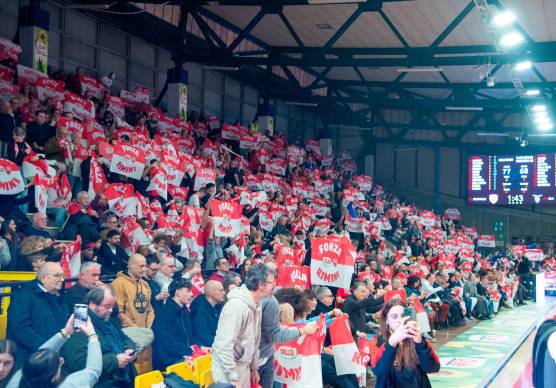 Il tifo Rbr contro la Fortitudo