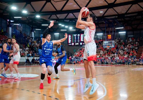 RivieraBanca raddoppia e vede la semifinale (78-67)