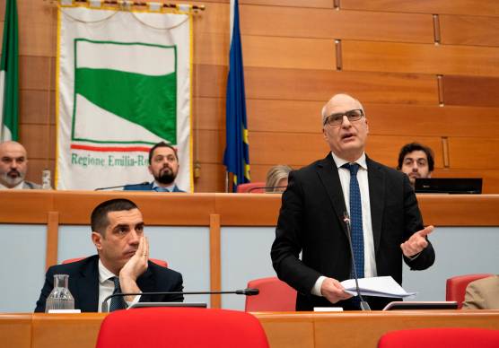 Il Commissario straordinario per la ricostruzione Fabrizio Curcio (a destra) con il presidente della Regione Emilia-Romagna Michele De Pascale