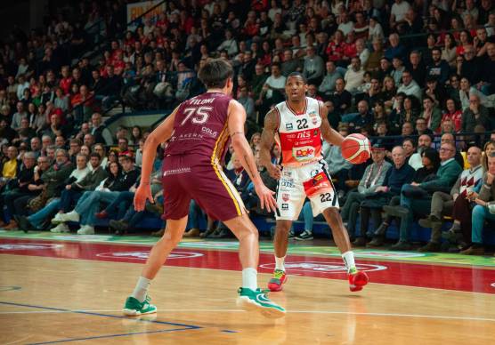 Gerald Robinson ha fatto il suo rientro in campo dopo tre mesi ma è logicamente lontano dalla miglior condizione foto tommaso morosetti