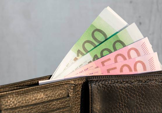 Rimini, Federconsumatori: “Calano luce e gas, ma nel 2026 la stangata arriverà comunque”