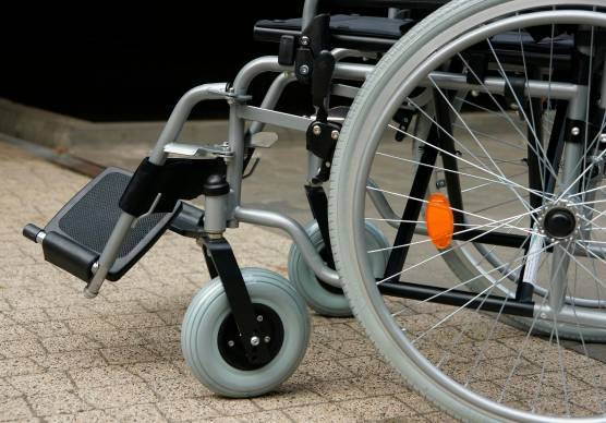 Imola, “Mia figlia bocciata dopo vari interventi chirurgici: non si è tenuto conto della malattia”