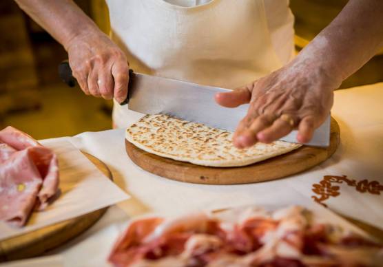 “Il nome piadina non potete usarlo”: il consorzio di tutela blocca un’azienda svizzera