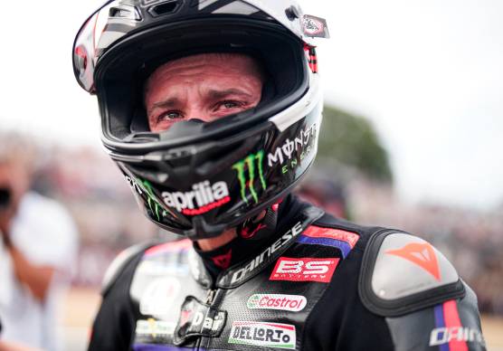 Marco Bezzecchi commosso dopo il 3° posto nella Sprint race di Silverstone